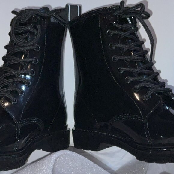 MICHAEL Michael Kors' Tavie - Picture 3 of 11